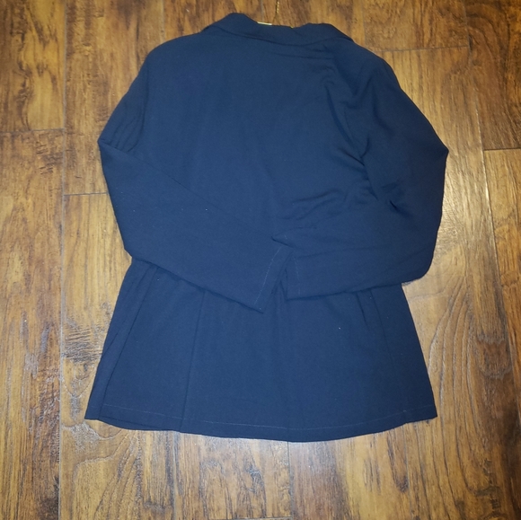 Blazer - Picture 2 of 4